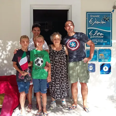 Elea Apartament *