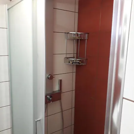 Elea Apartment *